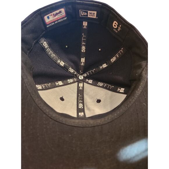 New York Yankees Men's 6 1/2 New Era Official On-Field Cap Hat - Picture 7 of 7